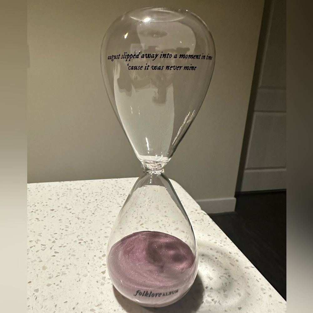 Taylor Swift - August Hourglass - Folklore